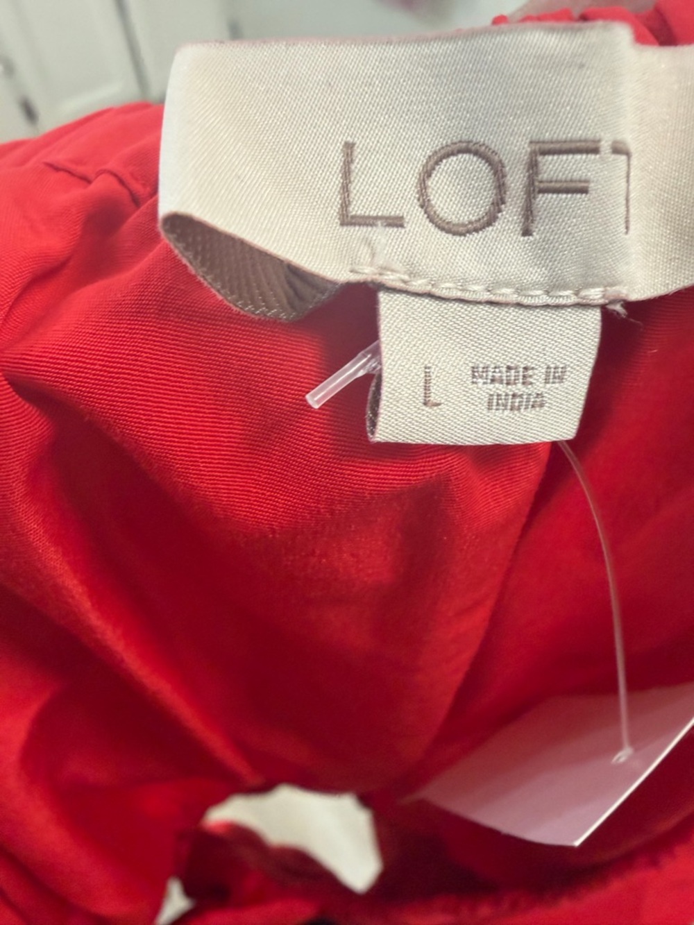 ❤️HOST PICK❤️LOFT Red Velvet Bow Flutter Sleeve Peplum Blouse Large NWT - Picture 4 of 4